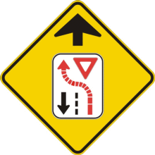 Signal avancé de cédez le passage à la circulation inverse