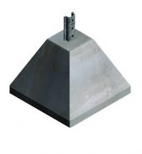 Base de béton pyramidale de 115 lbs